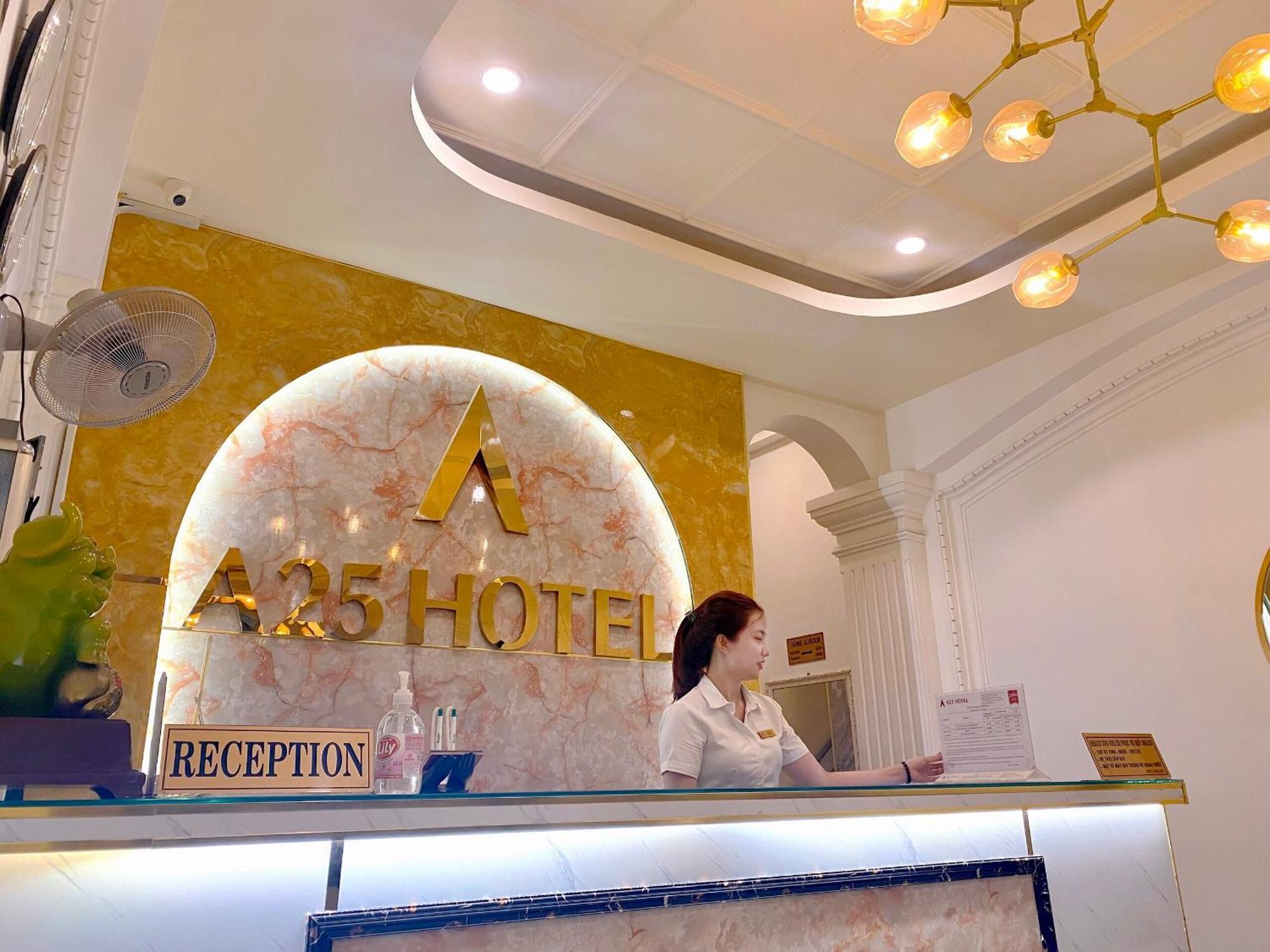 A25 Hotel - 167 Pham Ngu Lao Ho Chi Minh-staden Exteriör bild